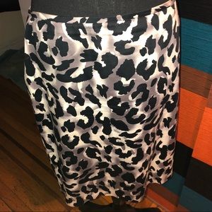 Cache Black/Grey Leopard Print Skirt